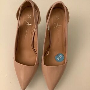 Atmosphere Blush D'Orsay Pointed-Toe Pumps